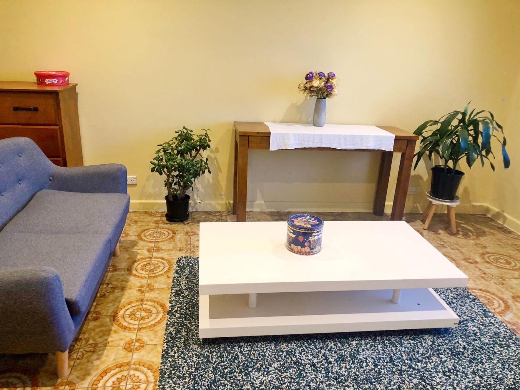 A Single Room Near The Railway Station Melbourne Ngoại thất bức ảnh